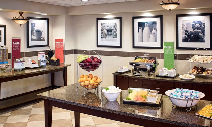 North Bay Hotel | Hampton Inn by Hilton North Bay