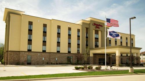 Decatur Hotel | Hampton Inn Decatur, Mt. Zion, IL