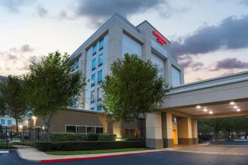 The Galleria Hotel | Hampton Inn Houston Near the Galleria