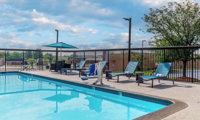 Martinsburg Hotel | Hampton Inn Martinsburg
