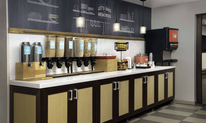 Monroeville Hotel | Hampton Inn Pittsburgh/Monroeville