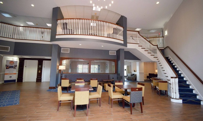 Salem Hotel | Hampton Inn Salem East - Electric Road
