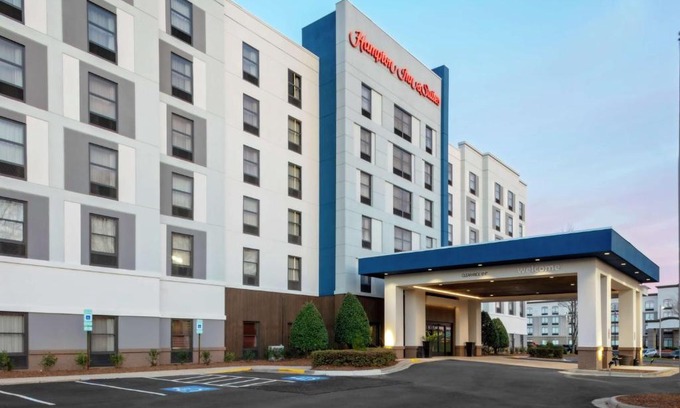 Concord Hotel | Hampton Inn & Suites Concord-Charlotte
