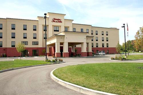 Englewood Hotel | Hampton Inn & Suites Dayton-Airport