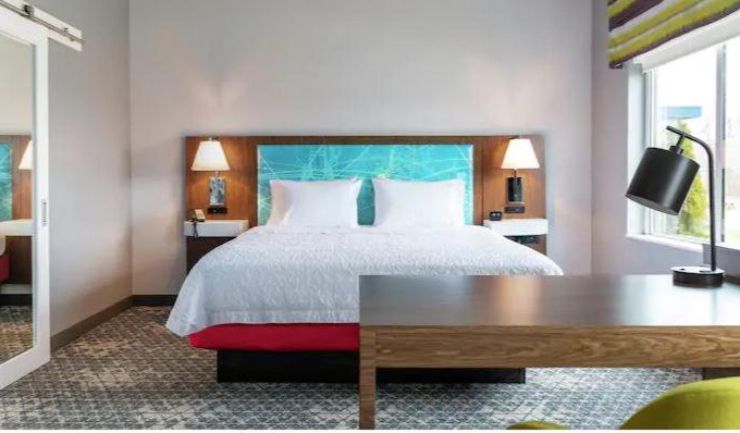 Marshfield Hotel | Hampton Inn & Suites Marshfield, Wi