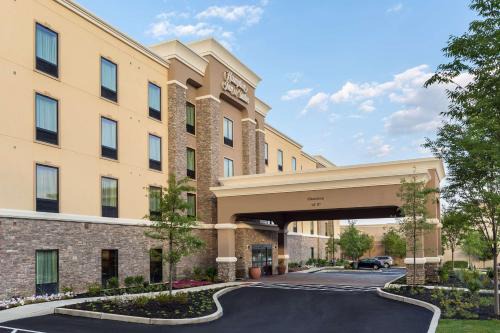 North Wales Hotel | Hampton Inn & Suites Philadelphia Montgomeryville
