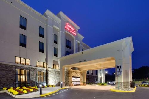 Trevose Hotel | Hampton Inn & Suites Philadelphia/Bensalem