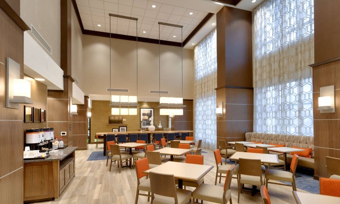 Rexburg Hotel | Hampton Inn & Suites Rexburg