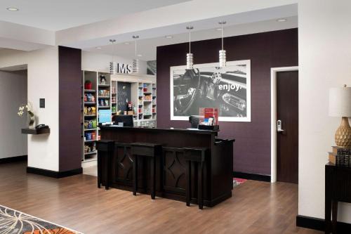 Tupelo Hotel | Hampton Inn & Suites Tupelo/Barnes Crossing