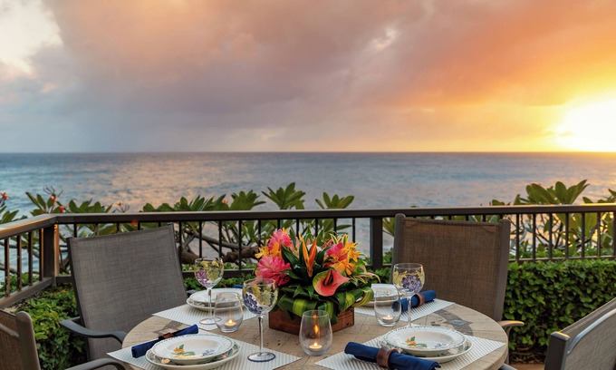 Poipu House | Hana Hou Hale Pacific Ocean Front Villa and Guest House