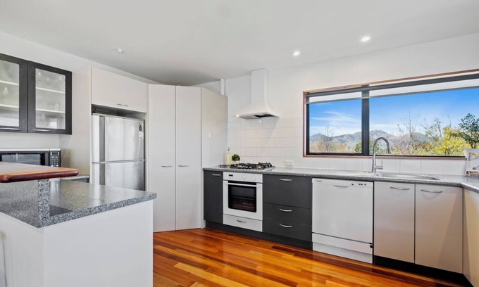 Hanmer Springs House | Hanmer's Rose - Hanmer Springs Holiday Home