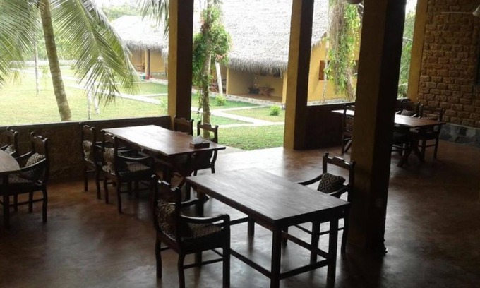 Kosgoda Bed & Breakfast | Happy Man Village - Deluxe Triple Room - 1