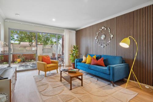 Bassendean Apartment | Happy Stays Classic Mid-Century Modern Escape