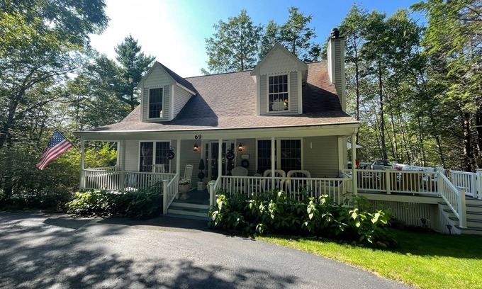 York House | Harbor Hideaway - Beautiful 4 bedroom home near Harbor Beach