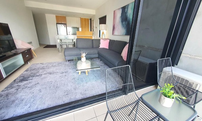 Docklands Apartment | Harbour Escape Apartments Docklands