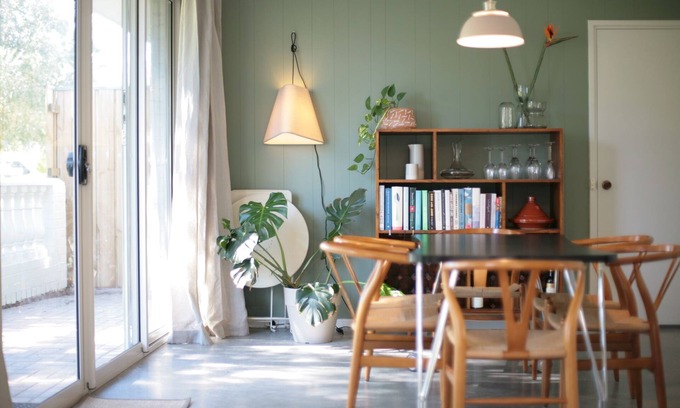 South Fremantle House | Harbour’s End: Park-side Beach House, South Freo