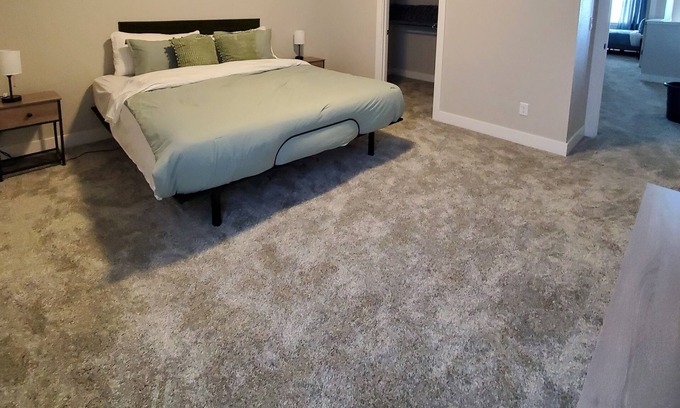 Timnath House | Harmony House - NEW Luxurious Townhome Living - Golf/Fitness/Pool/Hot Tub