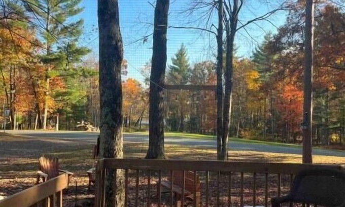 Neillsville Cabin | Hatfield Cabin on Water & UTV Trail w/King Bed