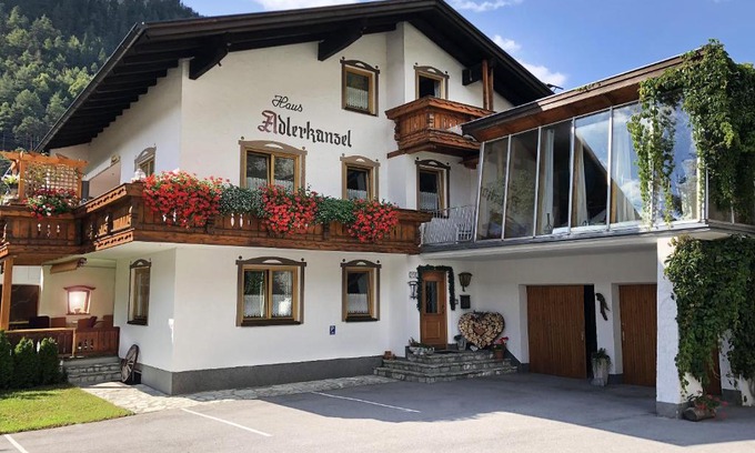 Scharnitz House | Haus Adlerkanzel