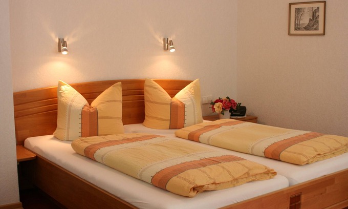 Cochem Apartment | Haus Aladin in Cochem Fewo Komfortzimmer für 2 mit Single-küche