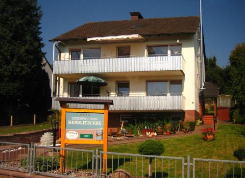 Polle Apartment | Haus Herdlitschke - auch für Monteure