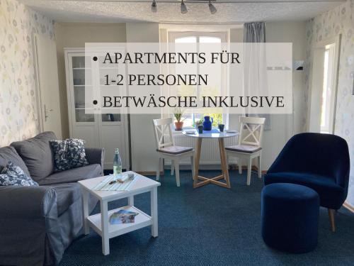 Wremen Apartment | Haus Krabbe Apartments, zentral gelegen zwischen Bremerhaven und Cuxhaven, Hunde kostenfrei willkommen, hauseigene kostenfreie Parkplätze, Unterstellmöglichkeit für Fahrräder und E-Bikes