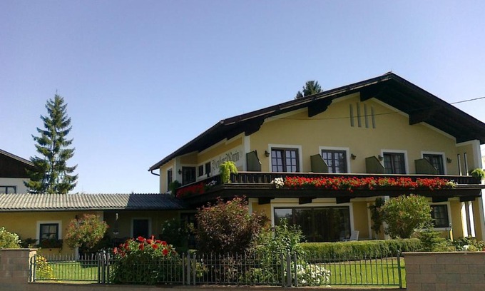 Franking Bed & Breakfast | Haus Maria Holzöster