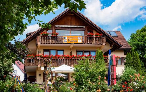 Allensbach Bed & Breakfast | Haus Rose