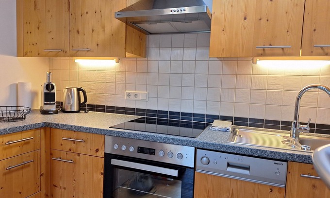 Soell Apartment | Haus Sunrise T2:gemütliche Ferienwohnung mit Sauna, Nähe der Talstation Scheffau