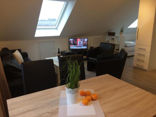Effolderbach Apartment | Haus Willi - kleine & schnuckelige Ferienwohnung in Ortenberg mit WLAN Balkon Parkplatz - neu & sauber & gemütlich