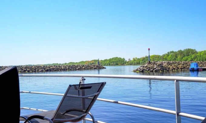 Tarnewitz Boat Rental | Hausboot in Boltenhagen