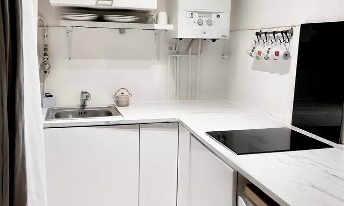 La Villette Apartment | Haussmanien Apartment Paris