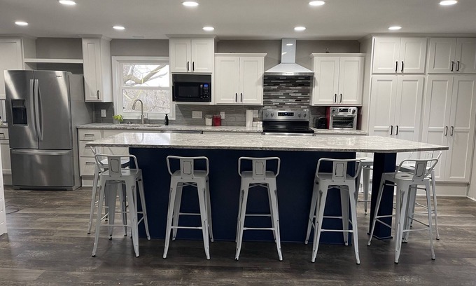 Yankton House | Haven by the Lake