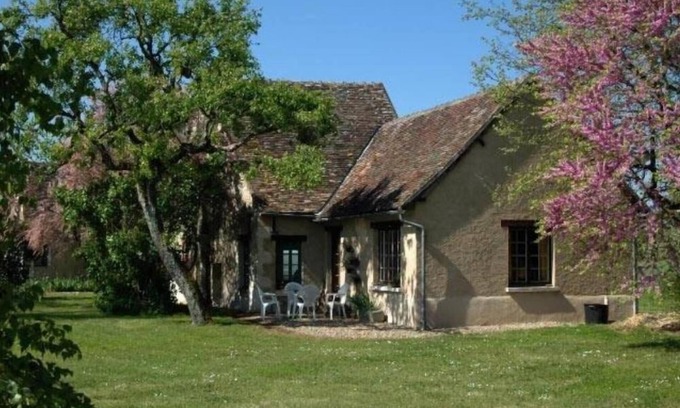 Bossay-sur-Claise Cottage | "Haven in Touraine" Your Home Away from Home! Ideal for Couples!