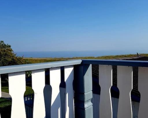 Dannemare Apartment | Havudsigt Ferielejlighed
