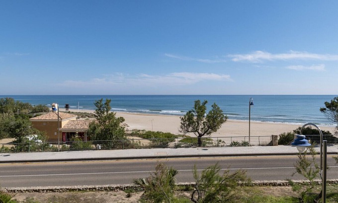 Faro de Cullera Apartment | HAWAI BAJO