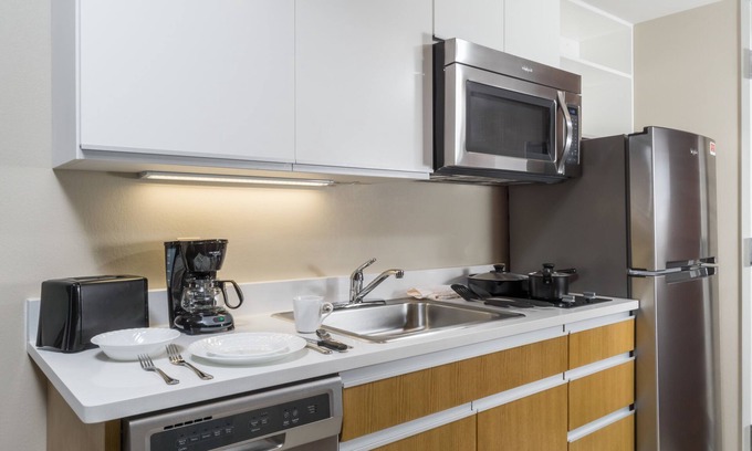 Bridgeport Hotel | Hawthorn Suites by Wyndham Bridgeport/Clarksburg