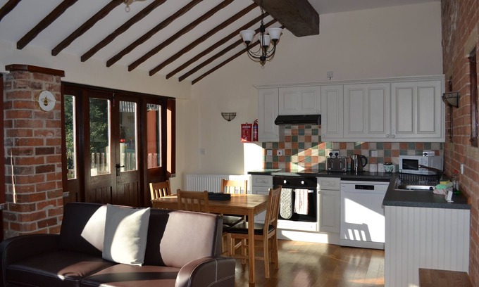 Southwell House | Hayloft Barn - Lodge Barns , Country Get Away, Morton near Southwell