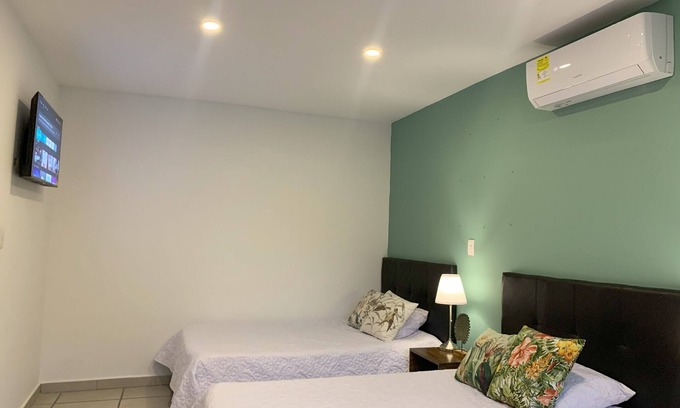 Roldanillo Bed & Breakfast | HB Familiar, campestre - Agua Caliente Wifi y Tv