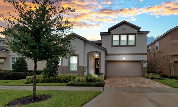 Bay Lake House | Headline
