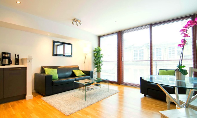 City Centre Glasgow Apartment | Heart Of Glasgow City Center apartment holiday home