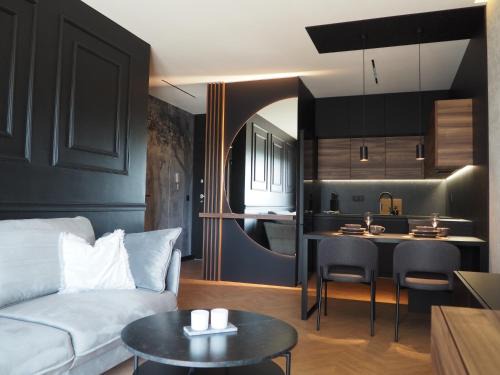 Katowice Apartment | Heart of Kato Apartment- Pierwsza Dzielnica