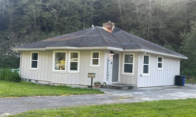 Orick House | Heart of the Redwoods-Wapiti Cottage