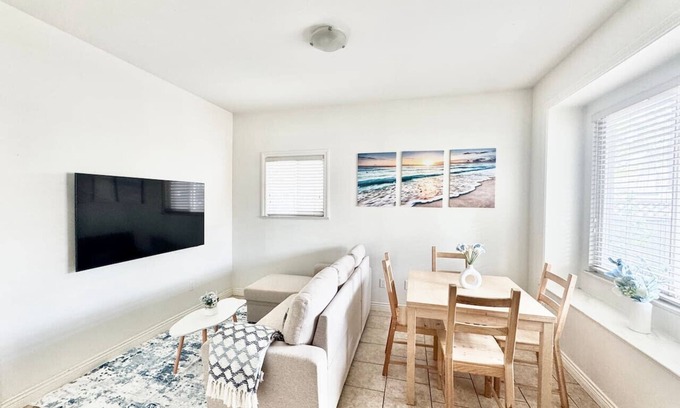 Knight House | Heart of Van! Private 2BR, Patio & FREE Parking
