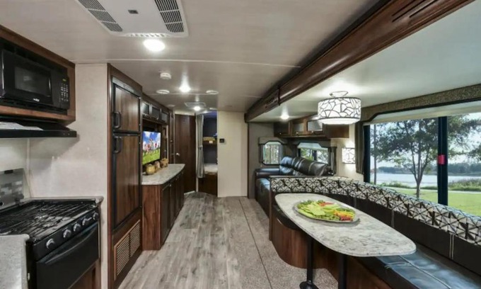 Manchaca House | Heartland North Trail 31' RV