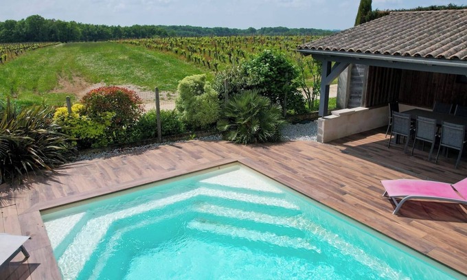 Puisseguin House | Heated pool, House in the heart of the vineyards