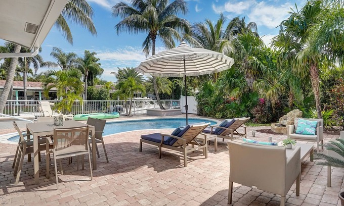 Cypress Lakes House | Heated Pool! Kayak & Waterfront +1 Mile To Beach!