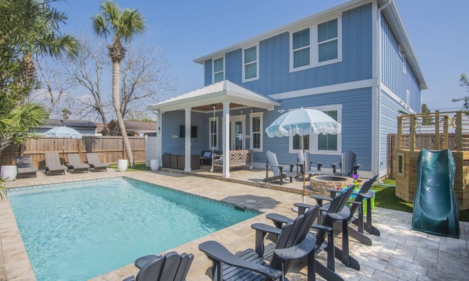 Laguna Beach Estates House | Heated Private Pool. 900 feet to Beach. Playground. King Beds,Bikes,Beach Chairs