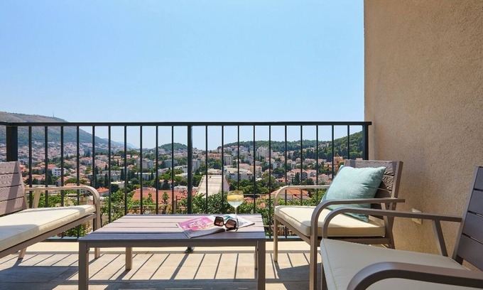 Babin Kuk Apartment | Hedera Estate, Hedera A48