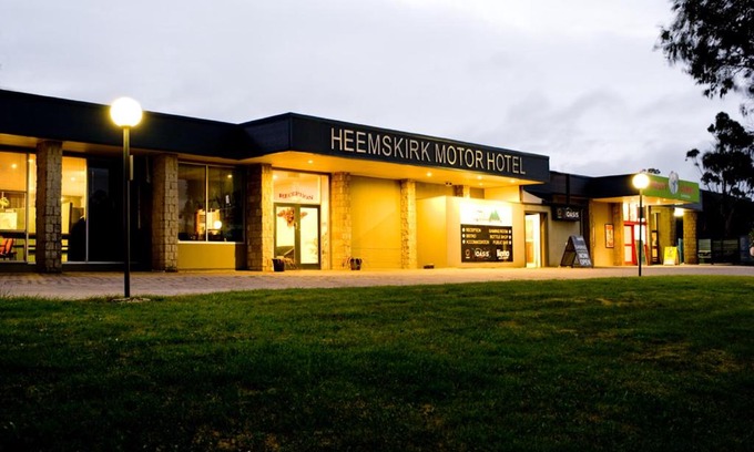 Zeehan Hotel | Heemskirk Motor Hotel